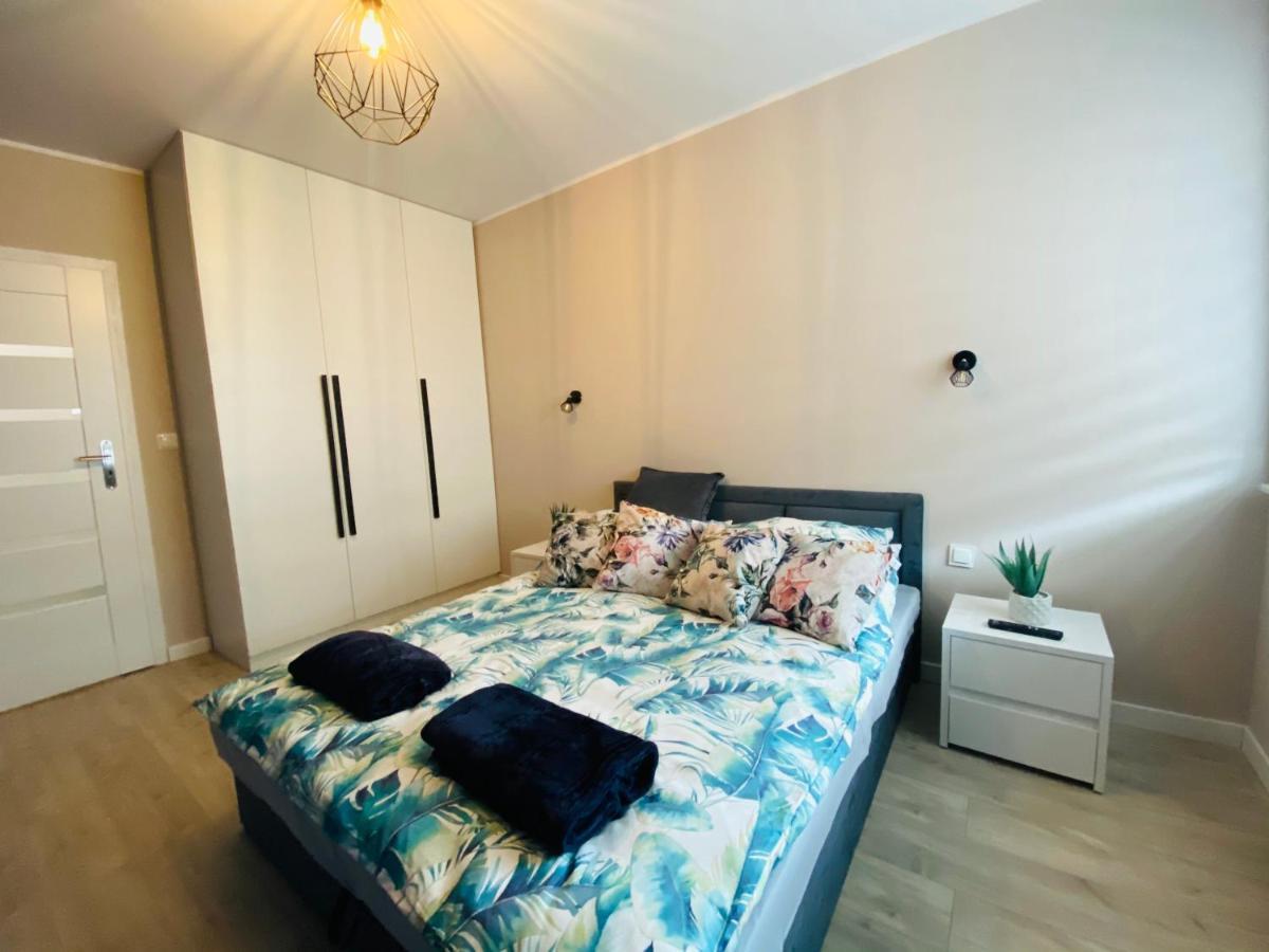 Apartament Laura Z Widokiem Na Morze- 푸크 외부 사진